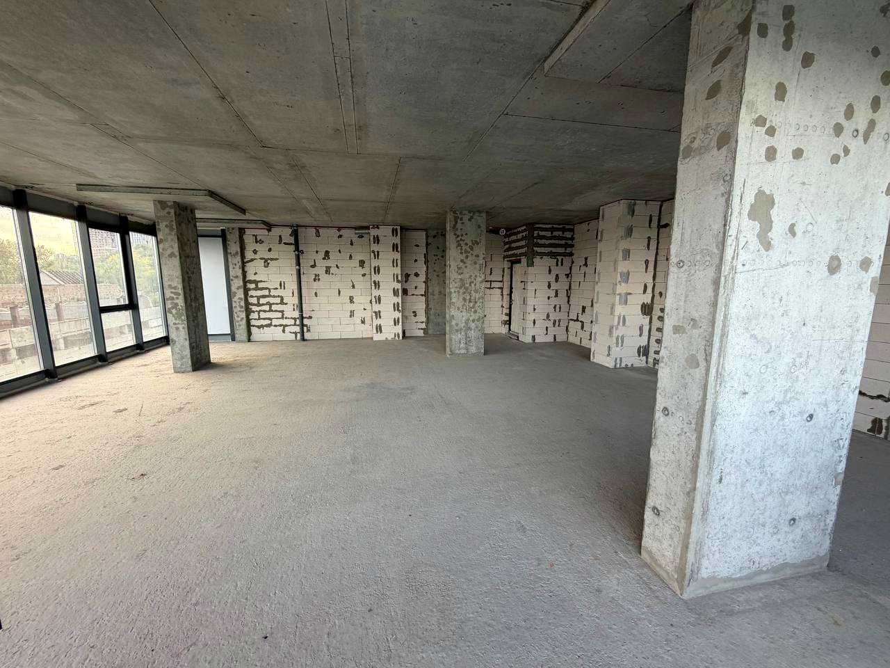 1877745528080032