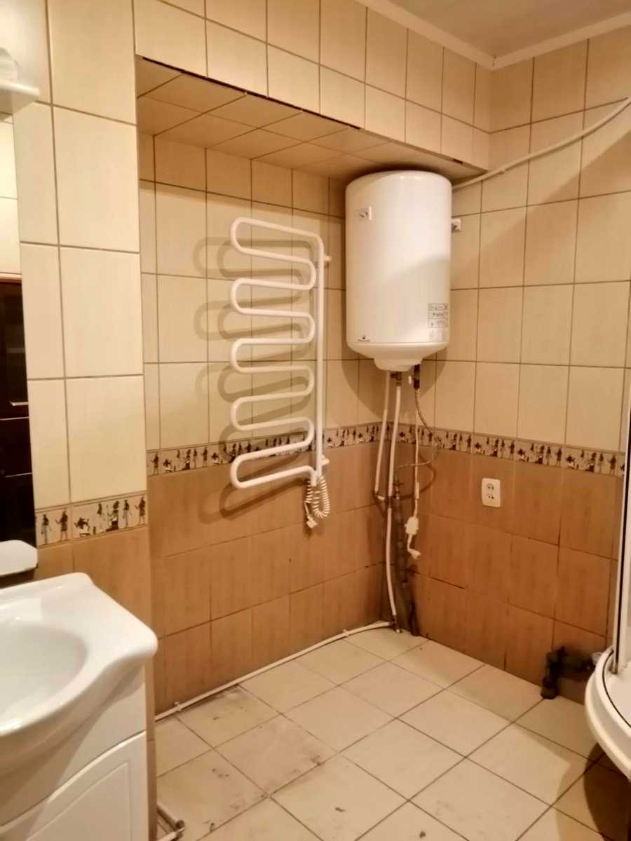1877745969048040