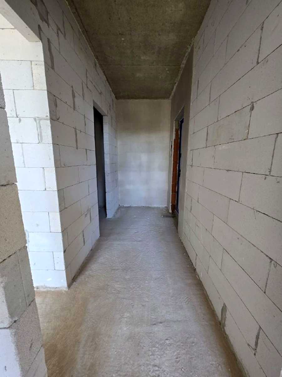 1877745979128098