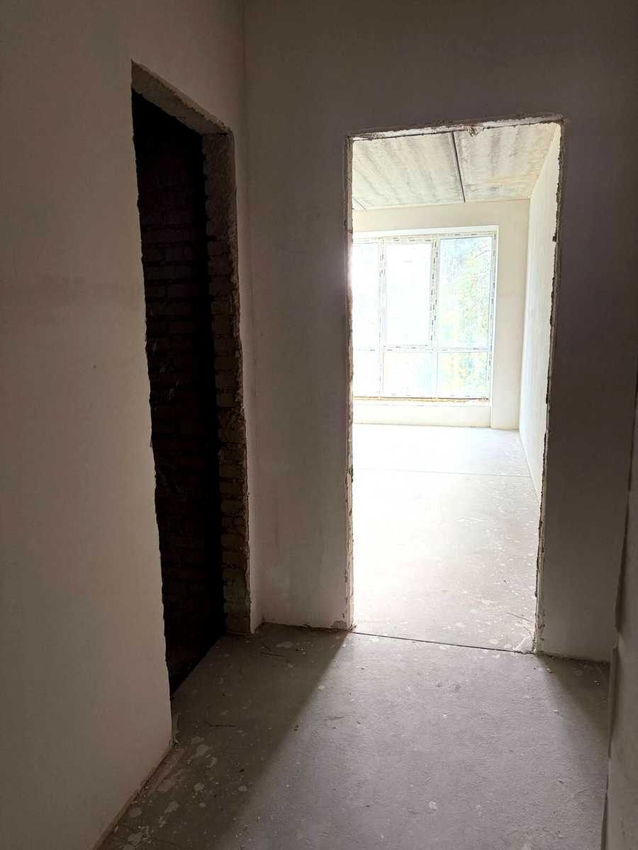 1877746982998279