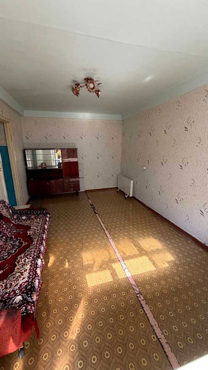 1877747754350772