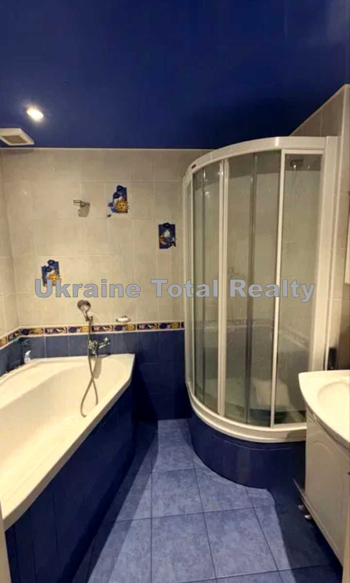 1877748901849893