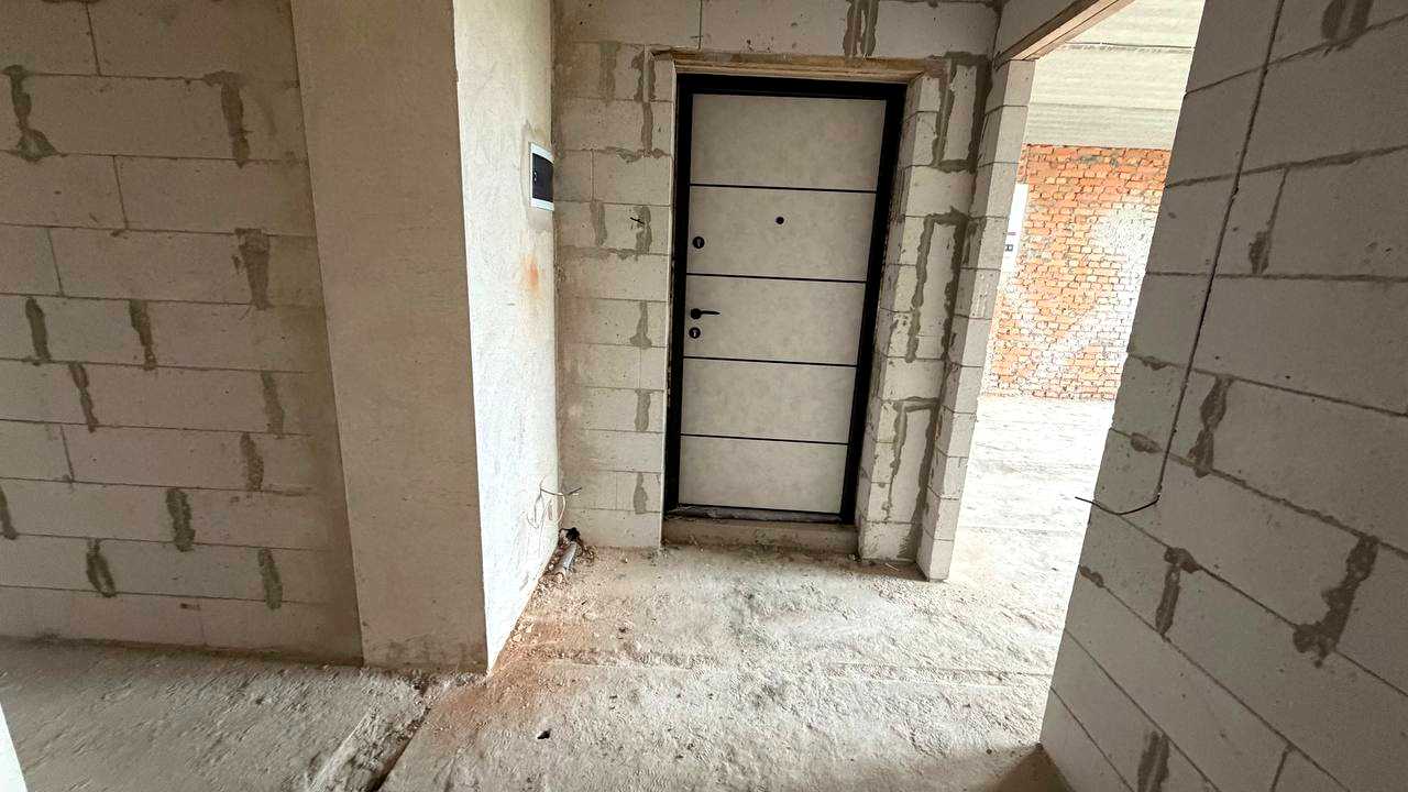 1877748942815594