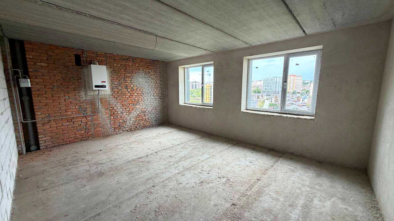 1877748944501899