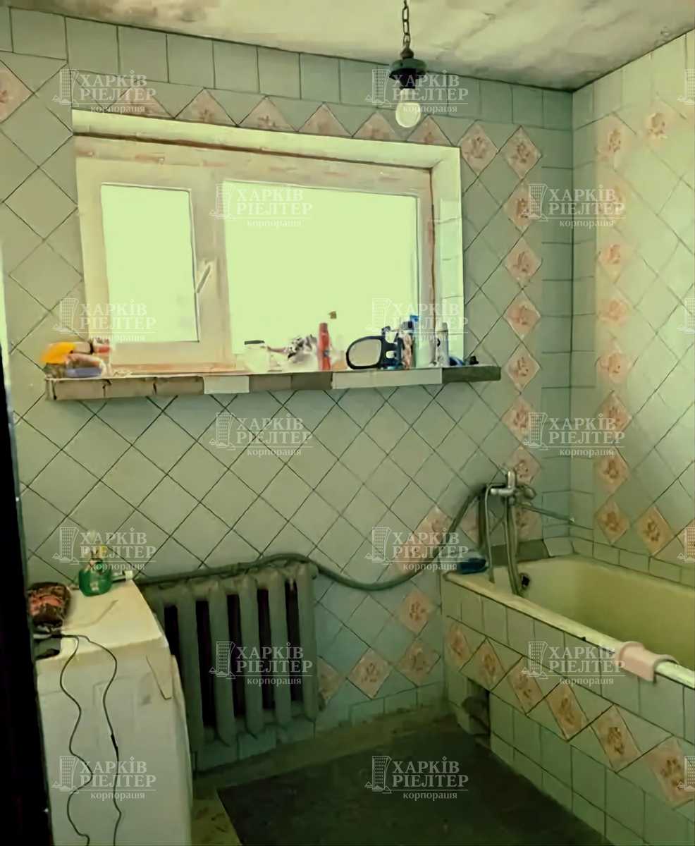 1877749628942568
