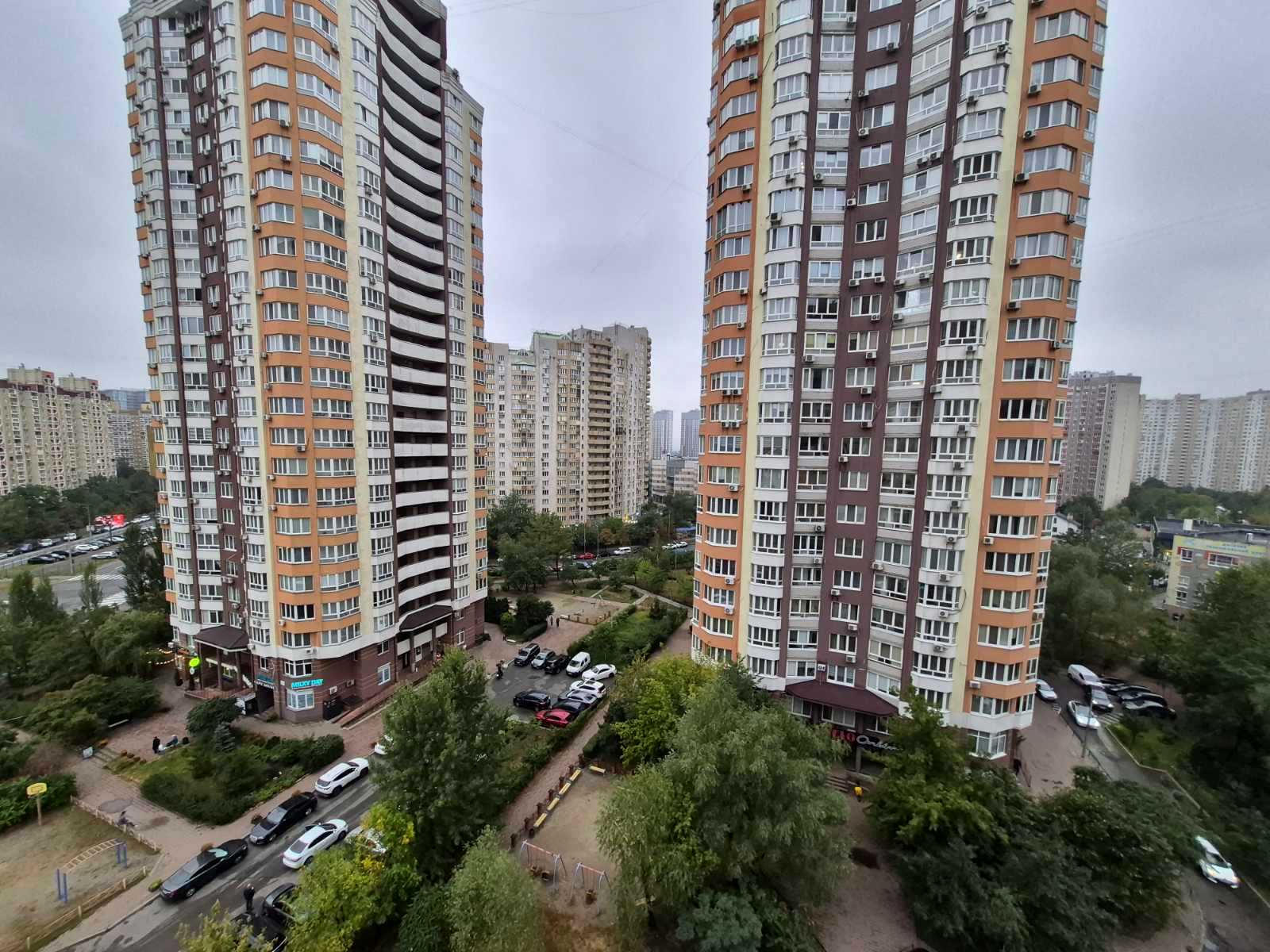 1877749907342739