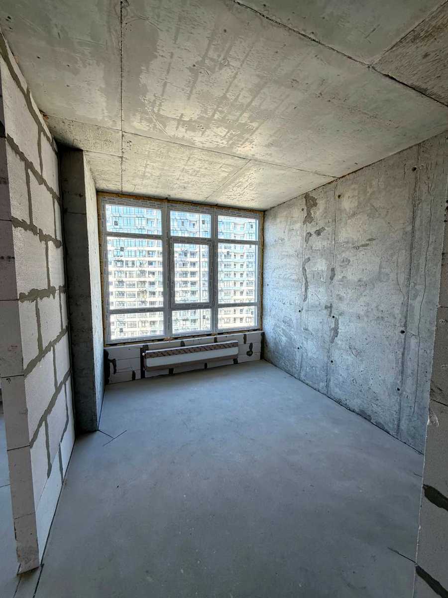 1877750145744001