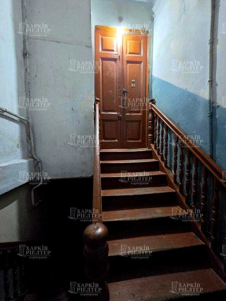 1877750618184705