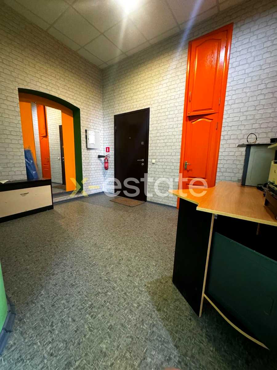 1877750952969298