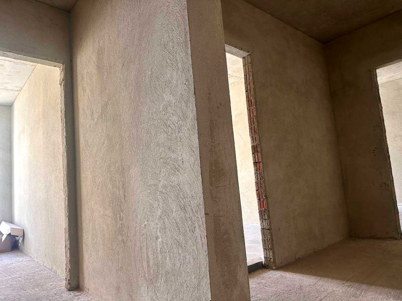 1877751678758675