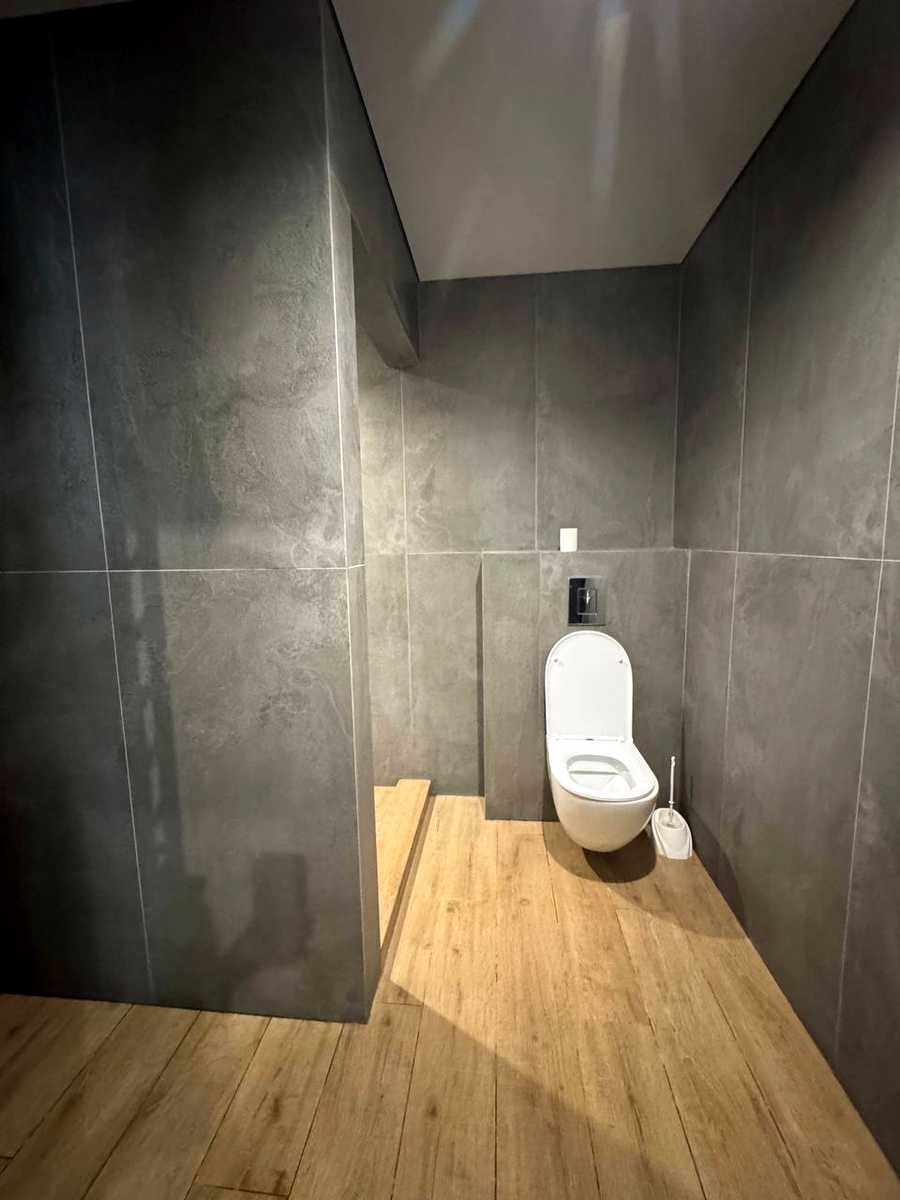 1877753016559989