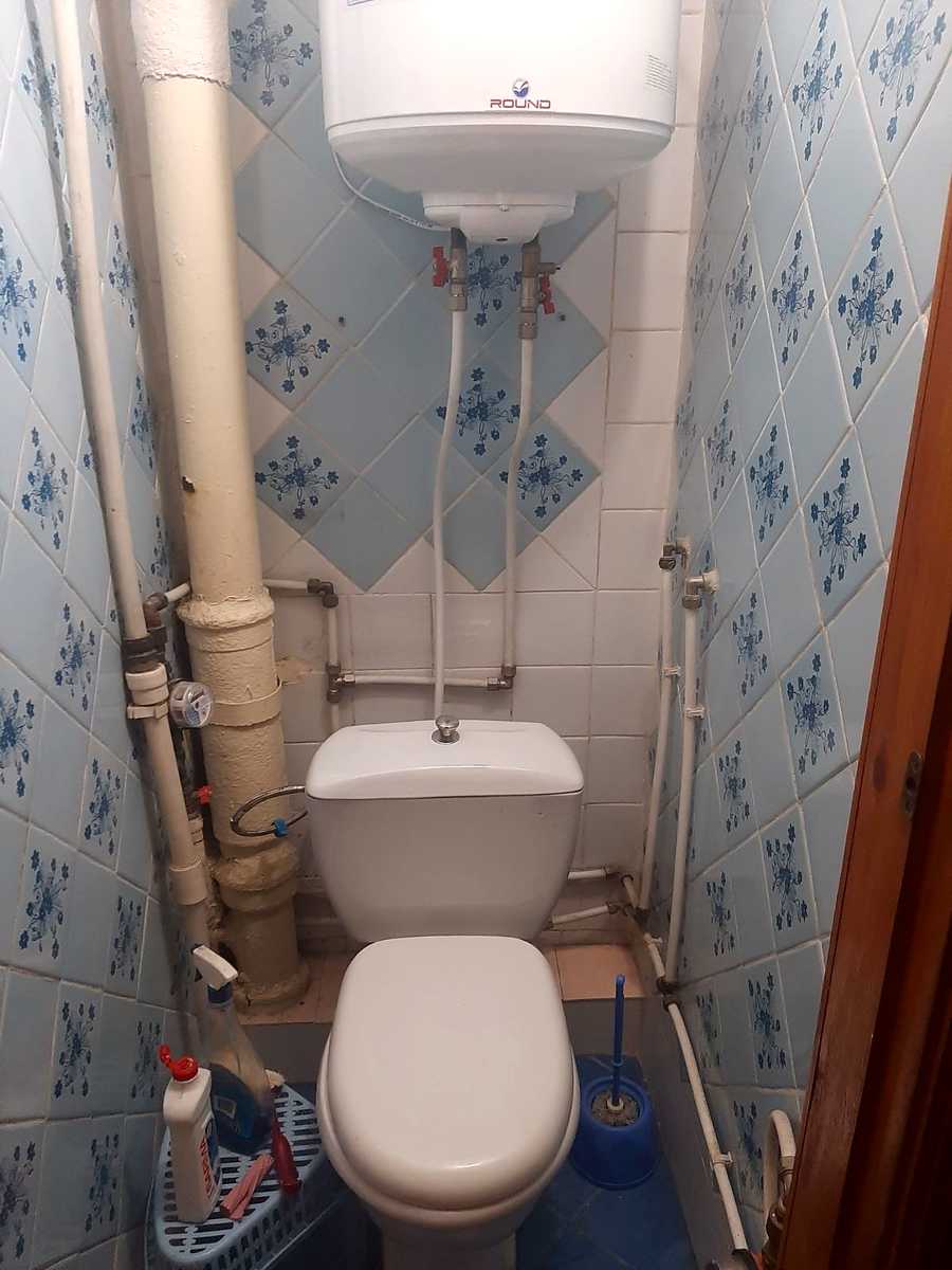 1877753577924576