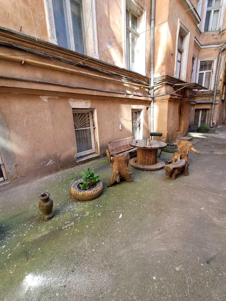 1877754699728178