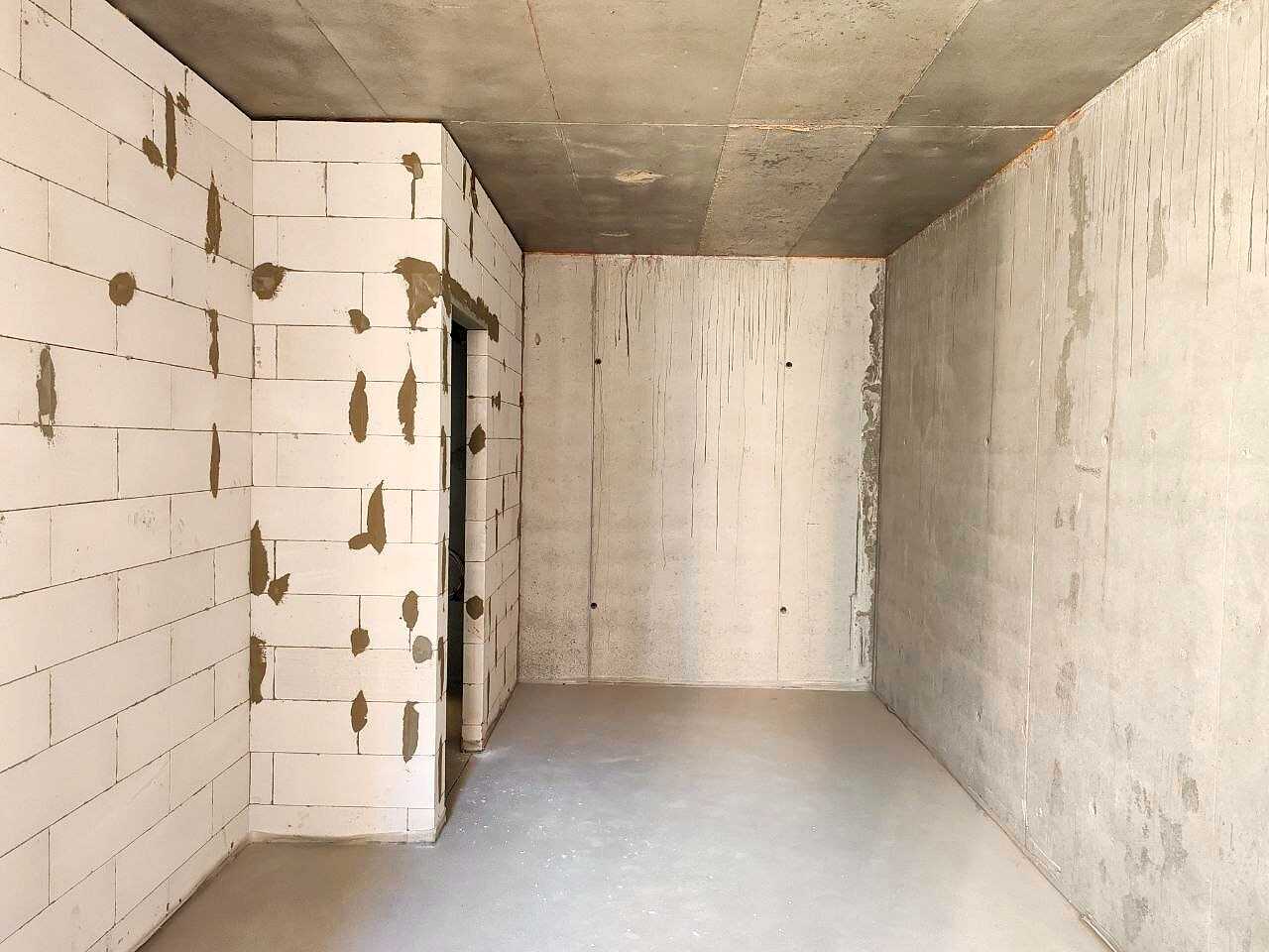 1877754811315475