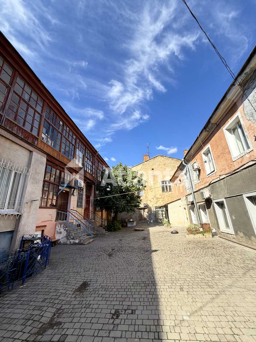 1-комнатная квартира по адресу ул. Троицкая (площадь 46 м²) - imageAlt 2 1-комнатная квартира по адресу ул. Троицкая (площадь 46 м²) - Atlanta.ua - imageAlt 2