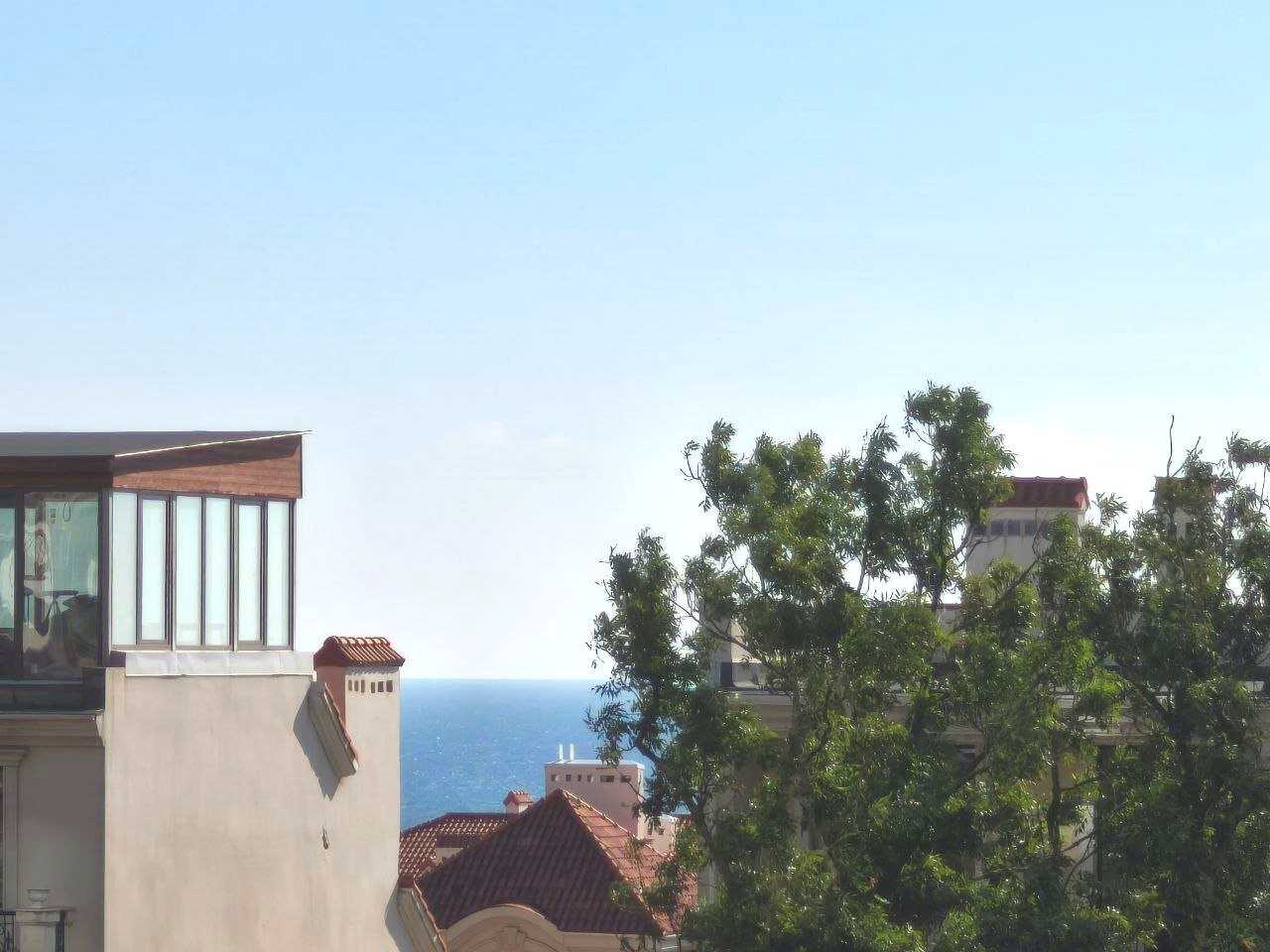 1877755699831002