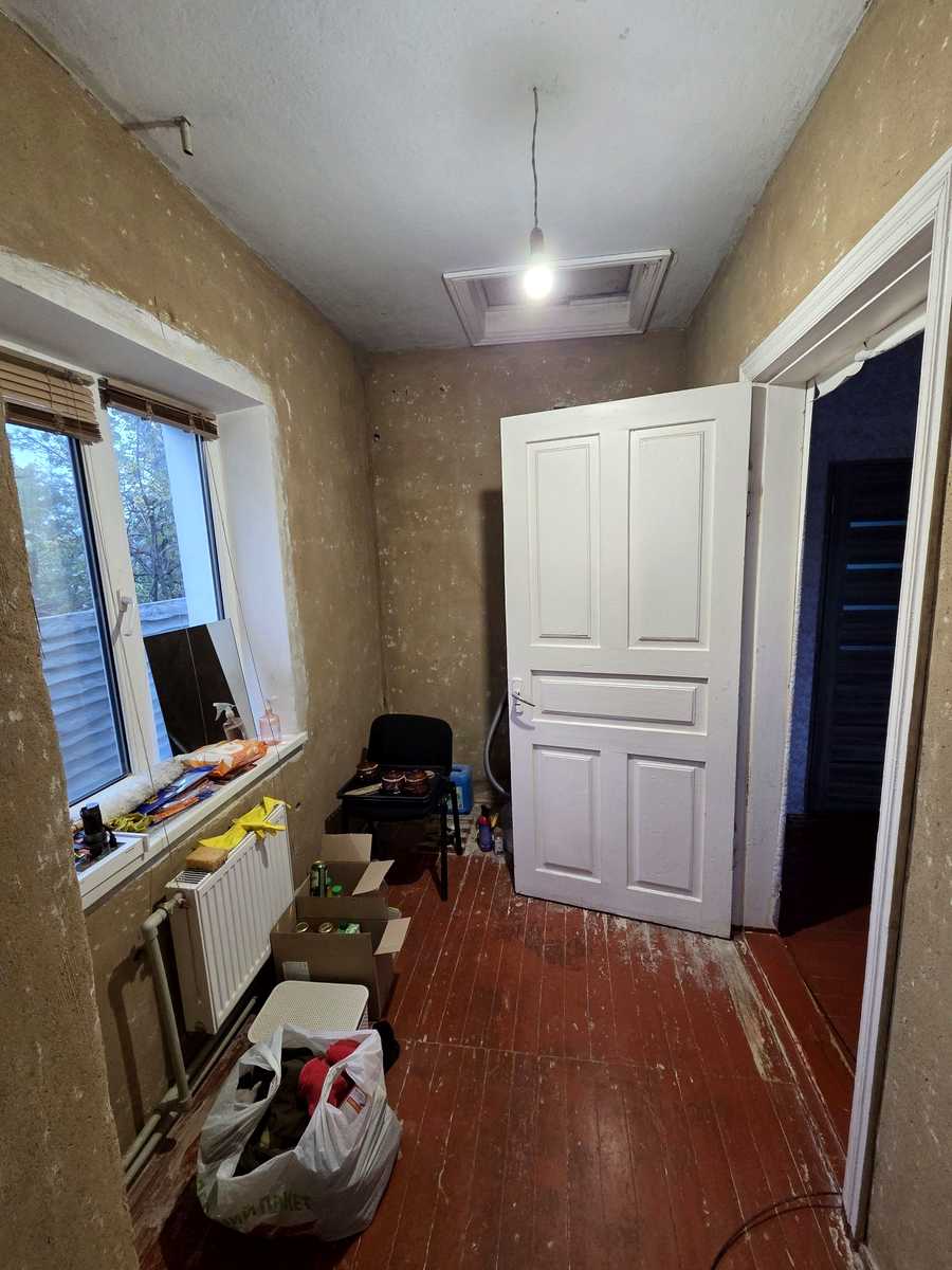 1877755836221590