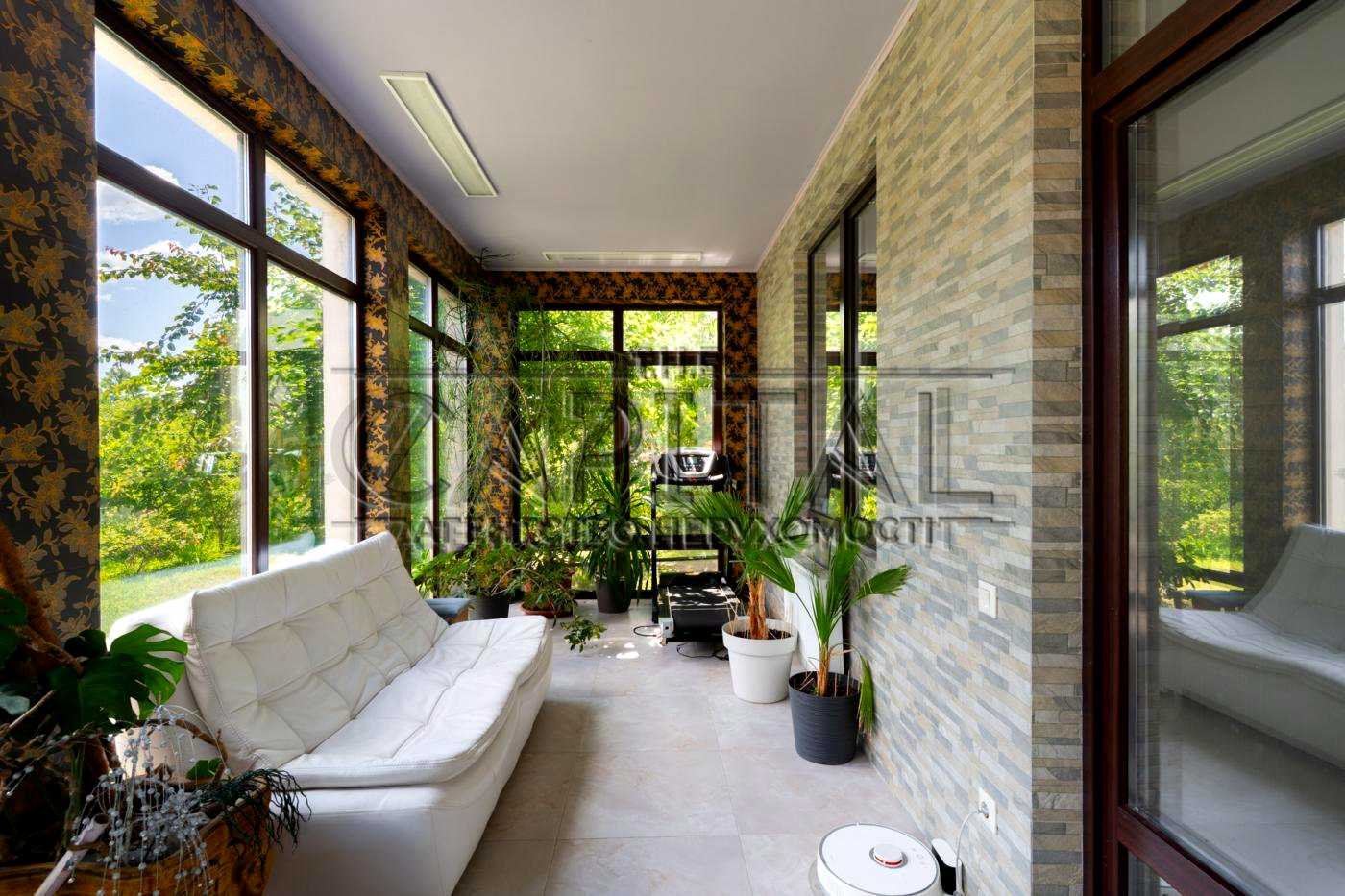 1877756092248937