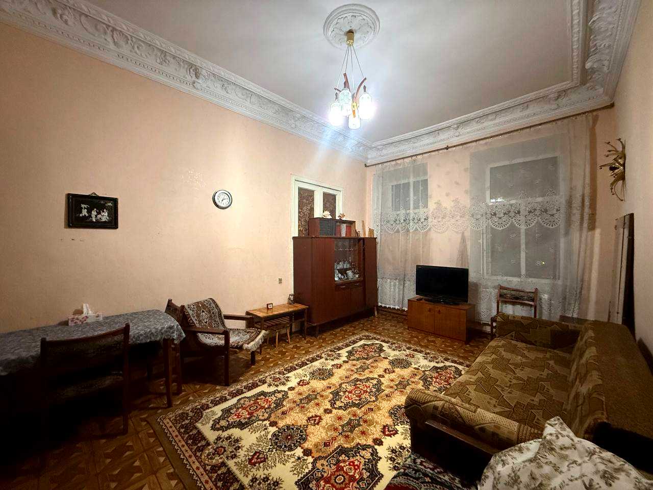 1877757398429500