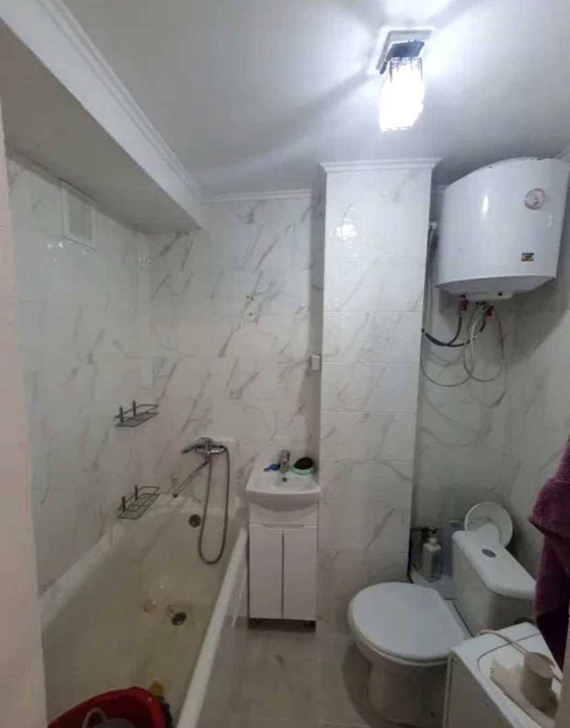 1877758335064180