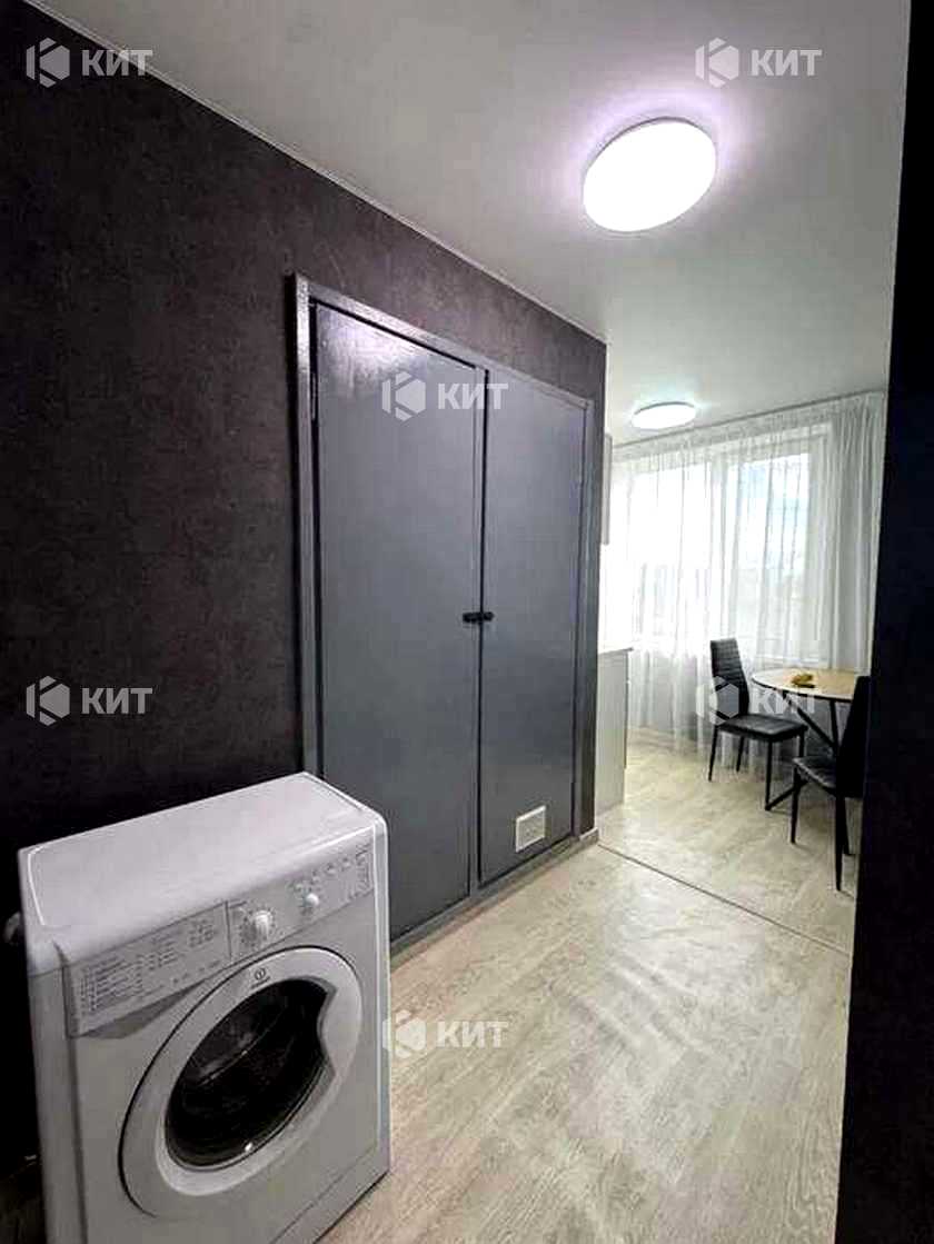 1877758485576657