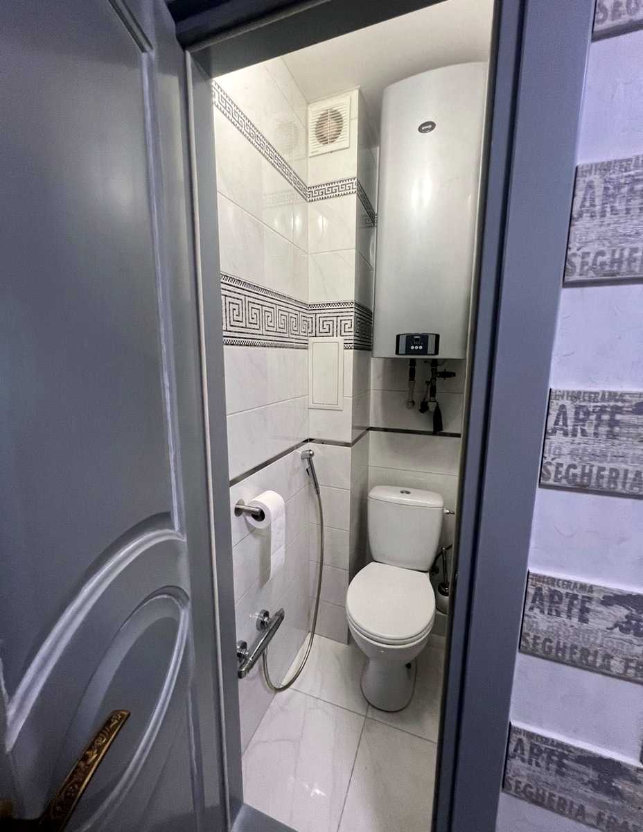 1877758537153356