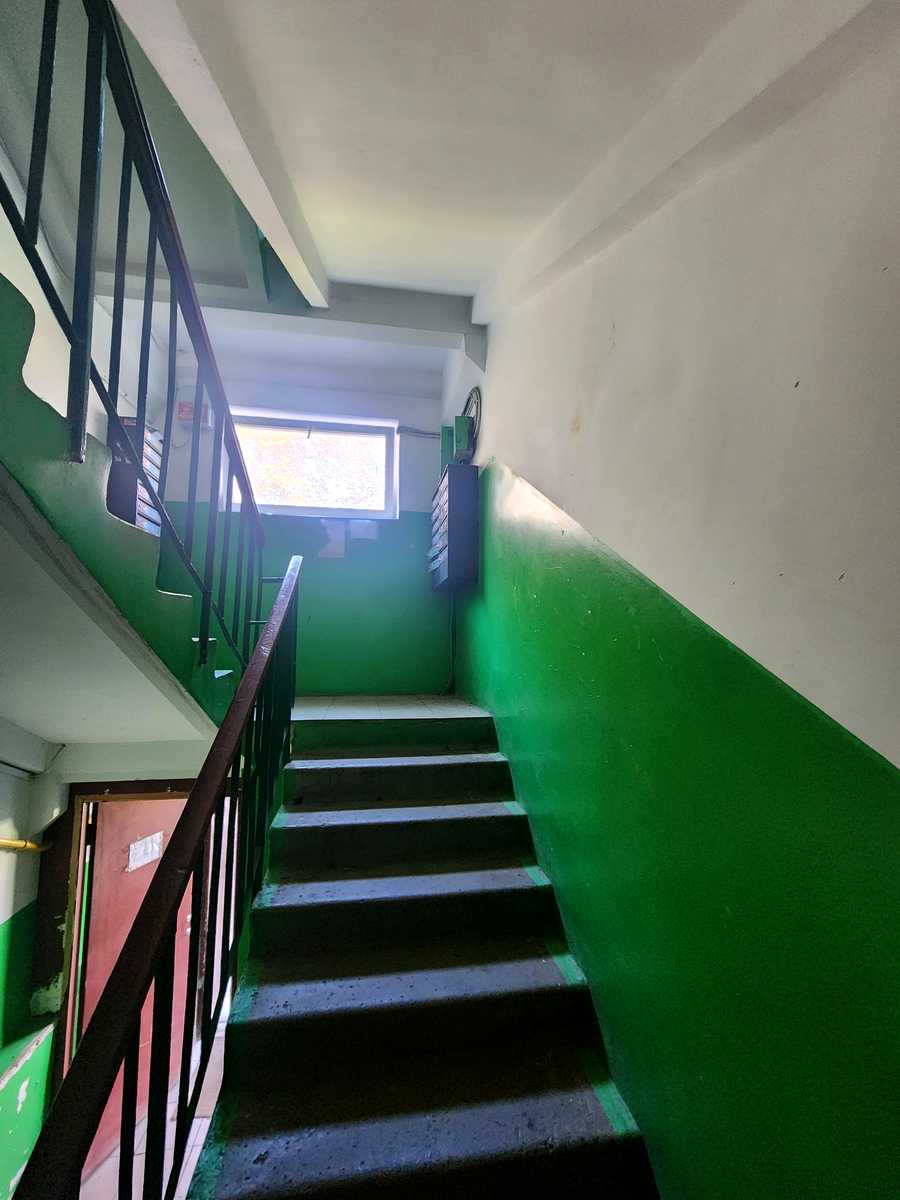 1877758640053040