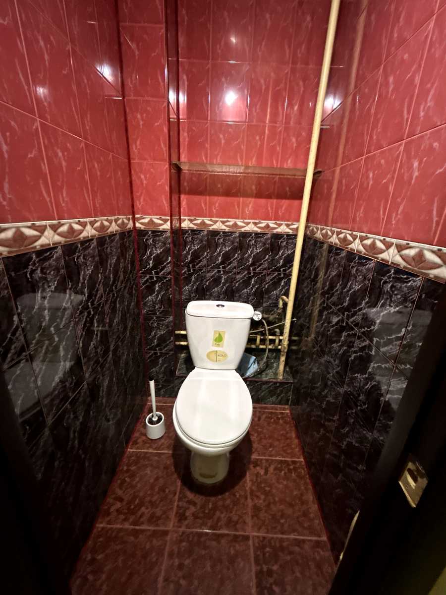 1877760057459390