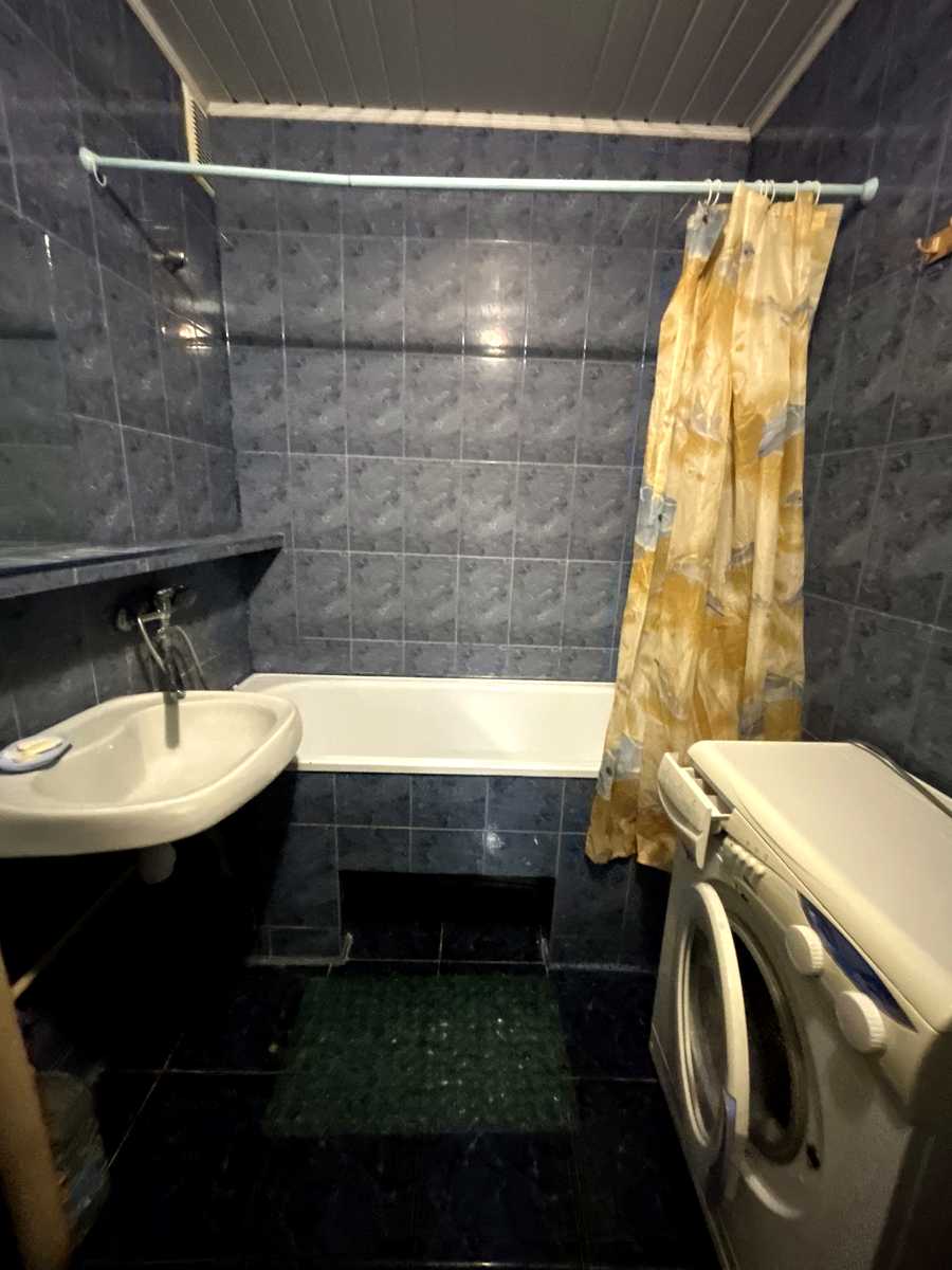 1877760058238051