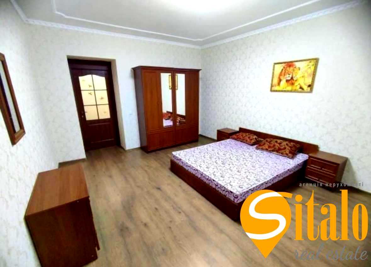 1877761197889313