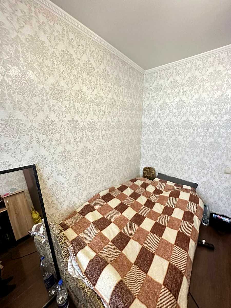 1877762547544223