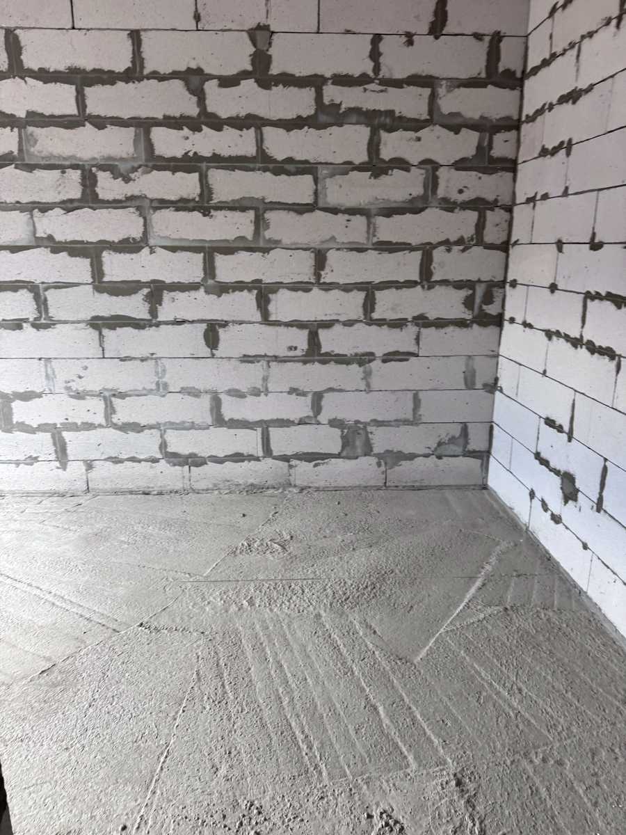 1877763119179581