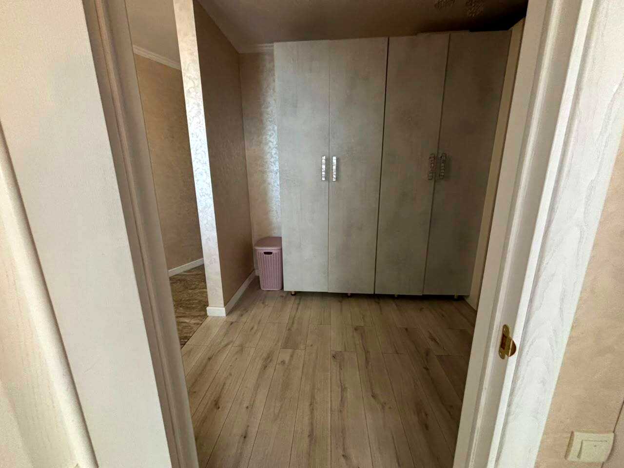 1877763558947769