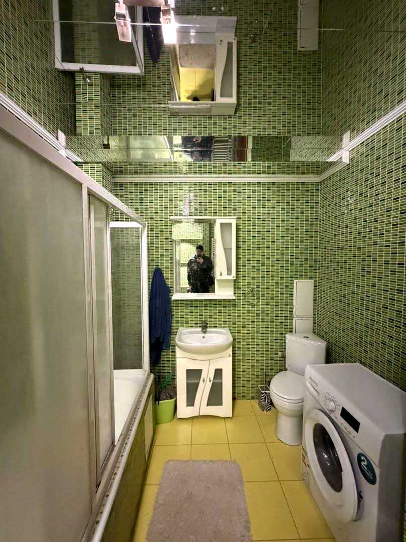 1877765203619377