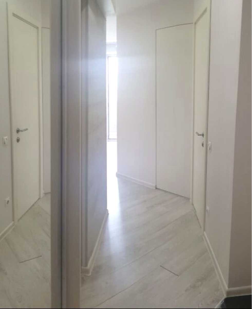 1877766718888320