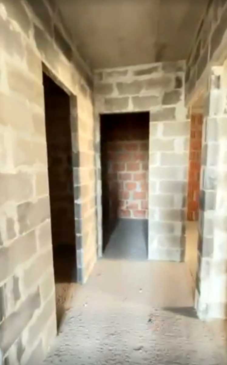 1877767129424078