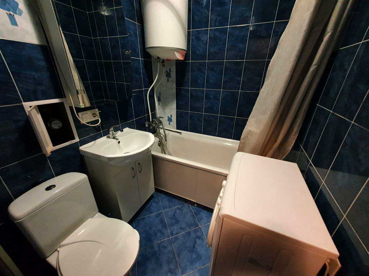 1877769069357589