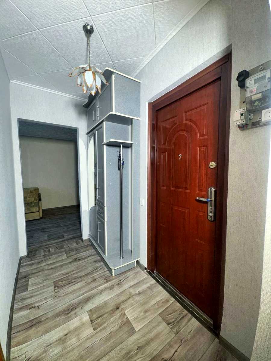 1877769957982779