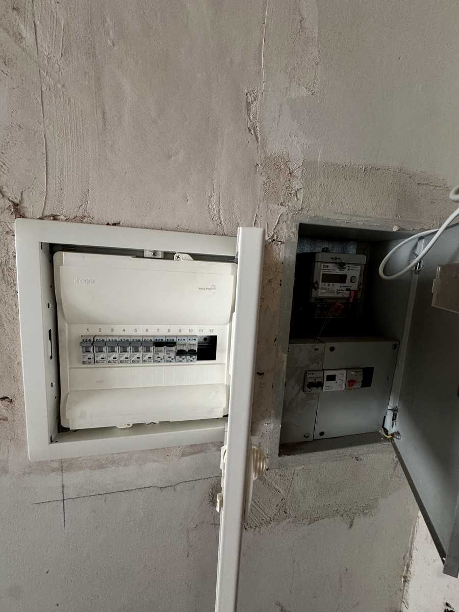 1877771270074622