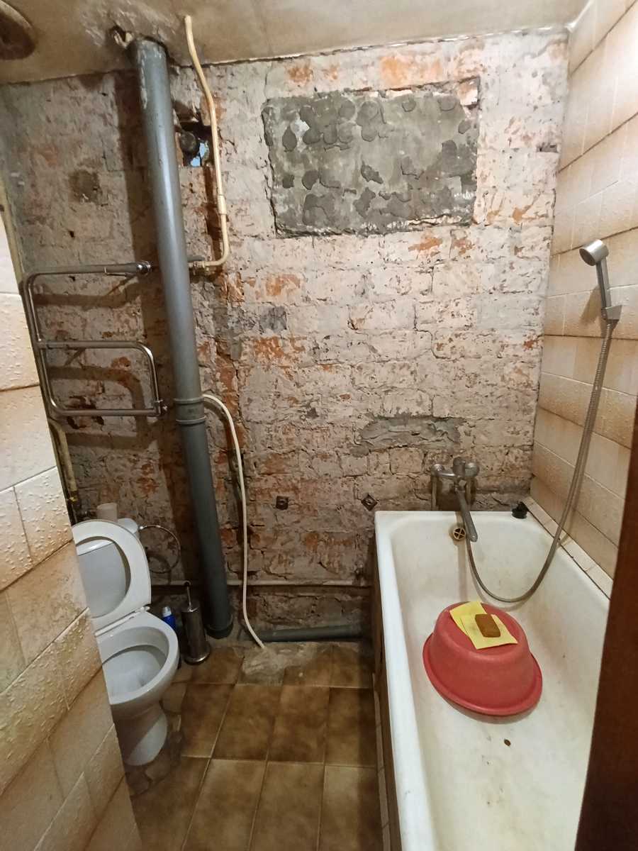 1877771814400337