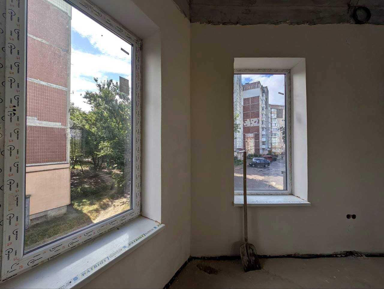 1877773843029041
