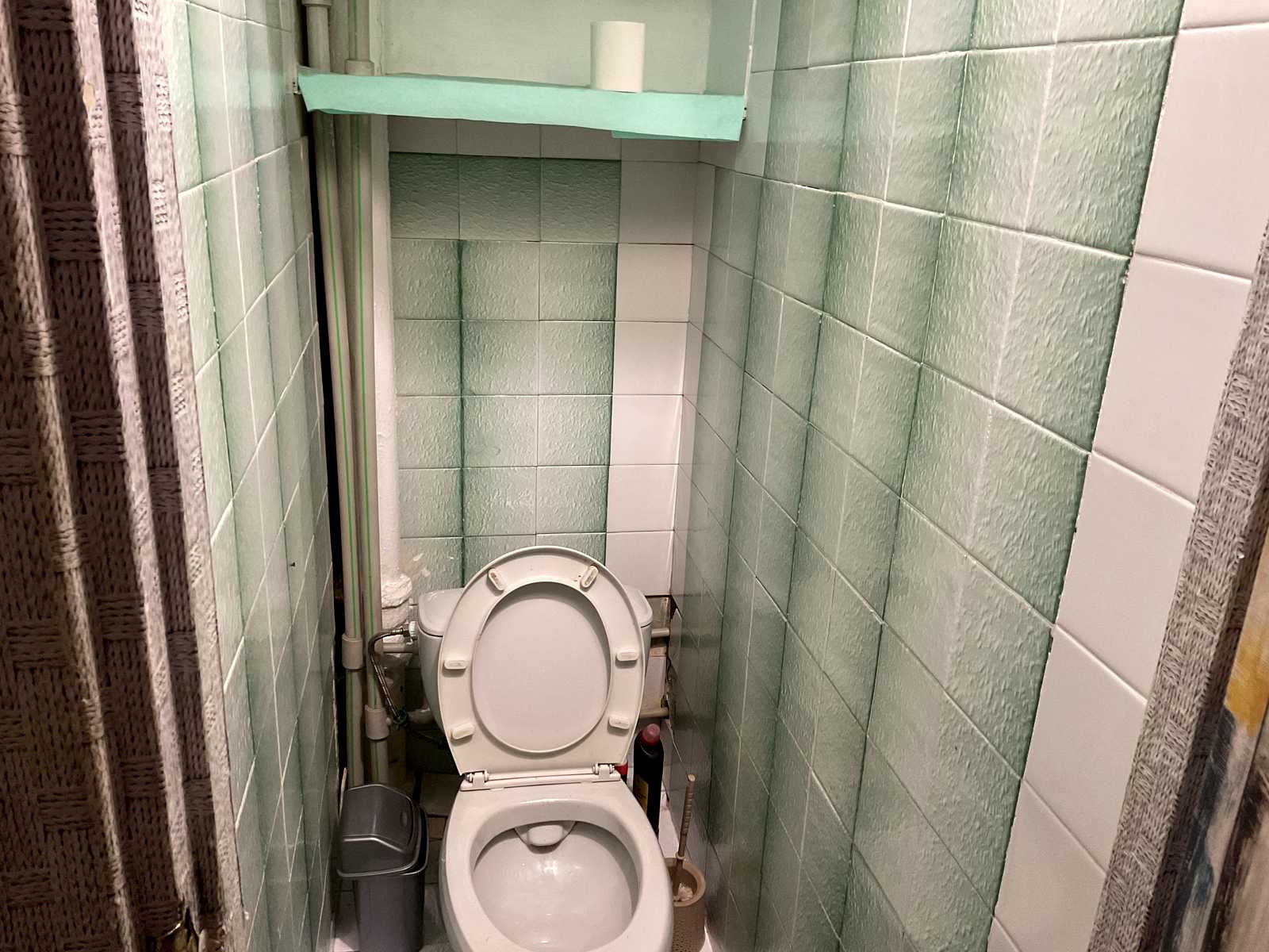 1877774408995349