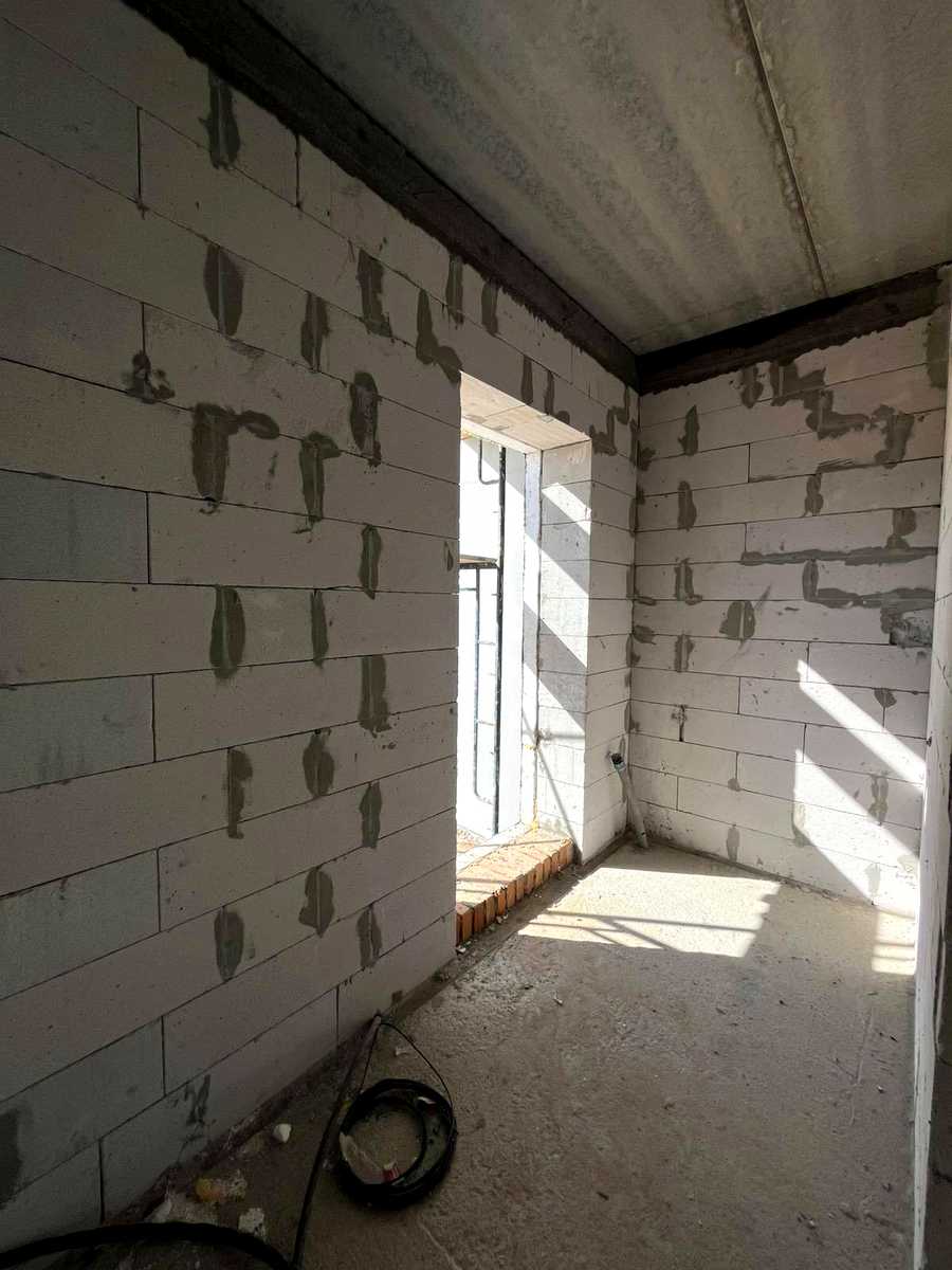 1877782835321833