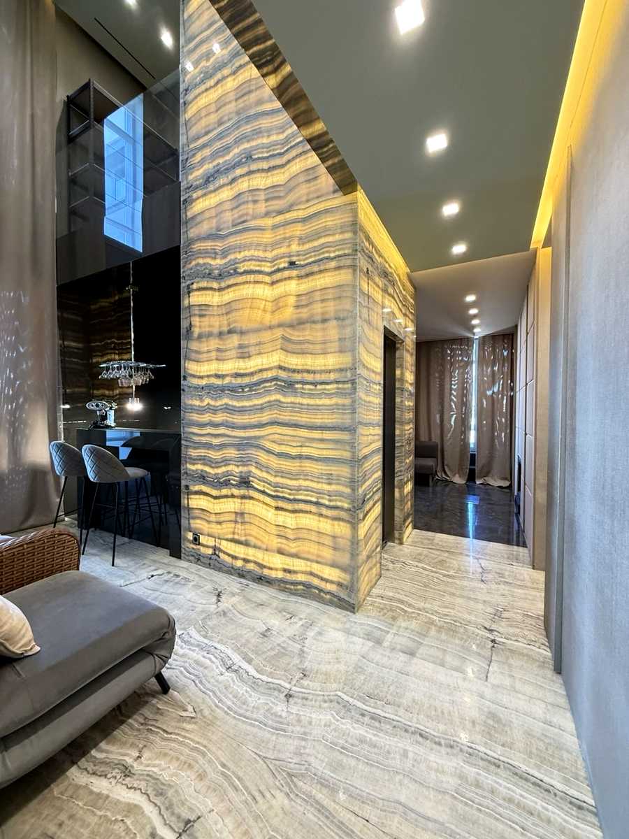 1877784464746873