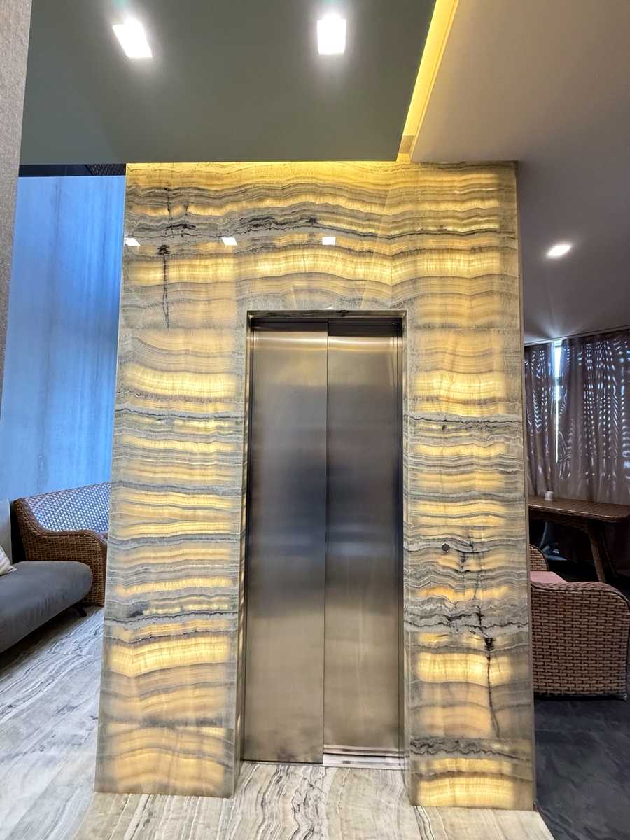 1877784809866244