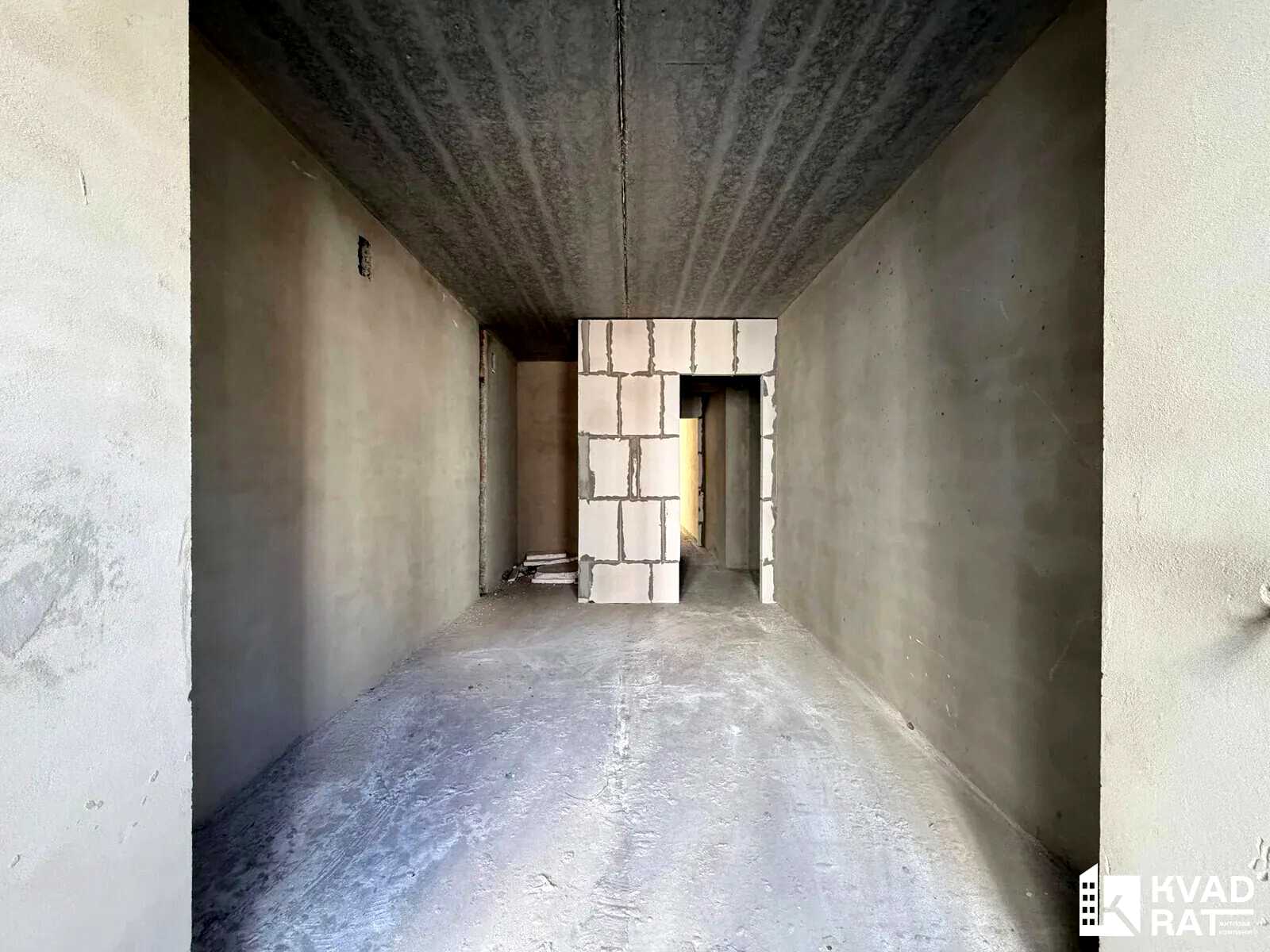 1877786069607158
