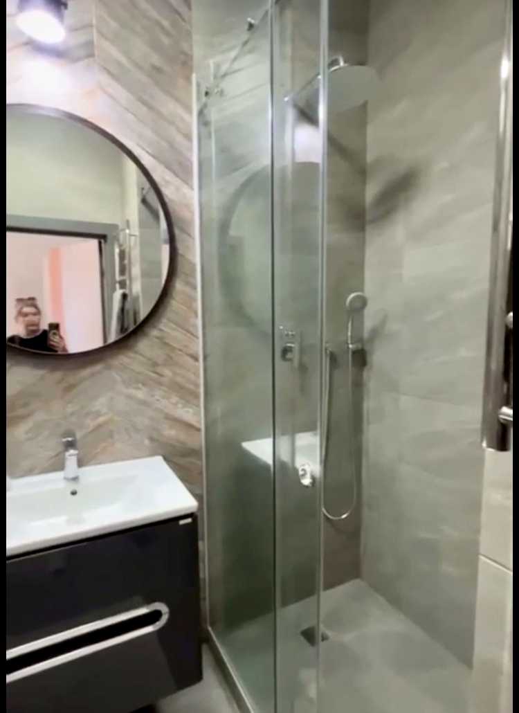 1877786284909731