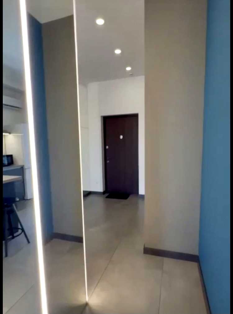 1877786285512037