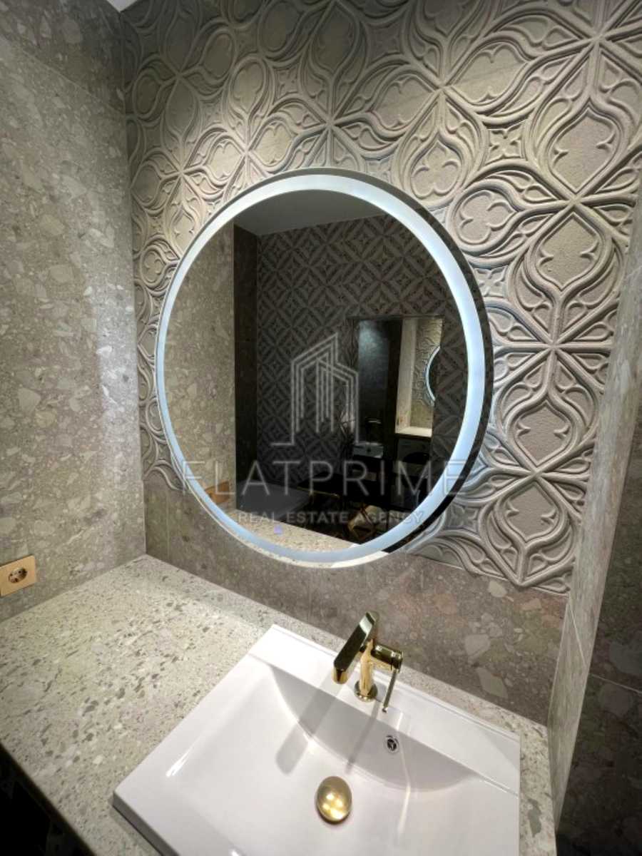 1877790341366688