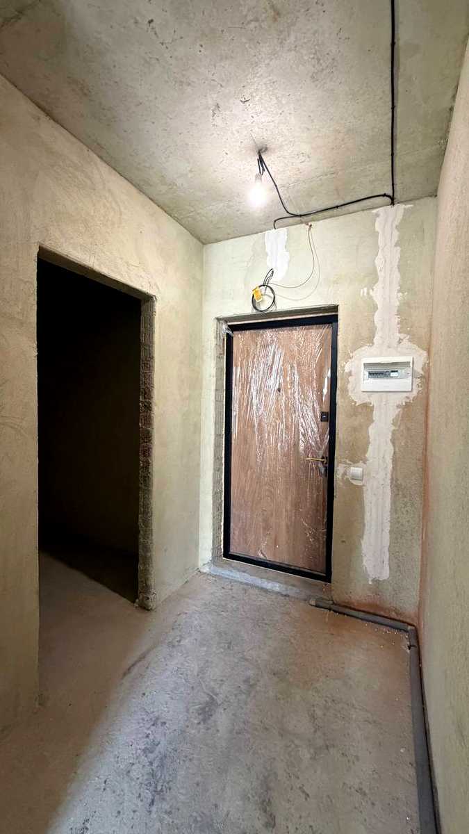 1877792788909763